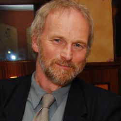 Profesor Michael Mangan